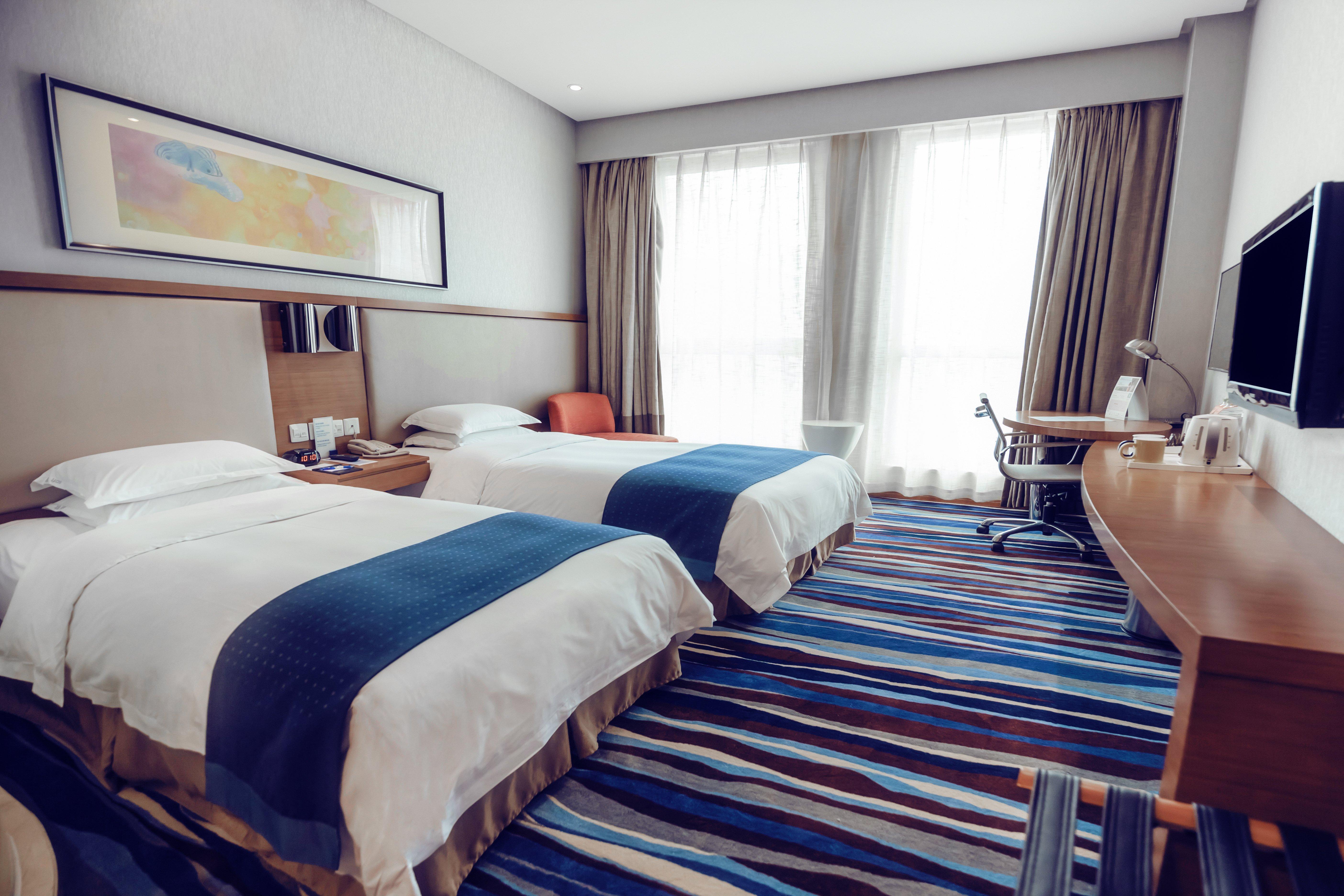 Holiday Inn Express Chongqing Guanyinqiao By Ihg Dış mekan fotoğraf