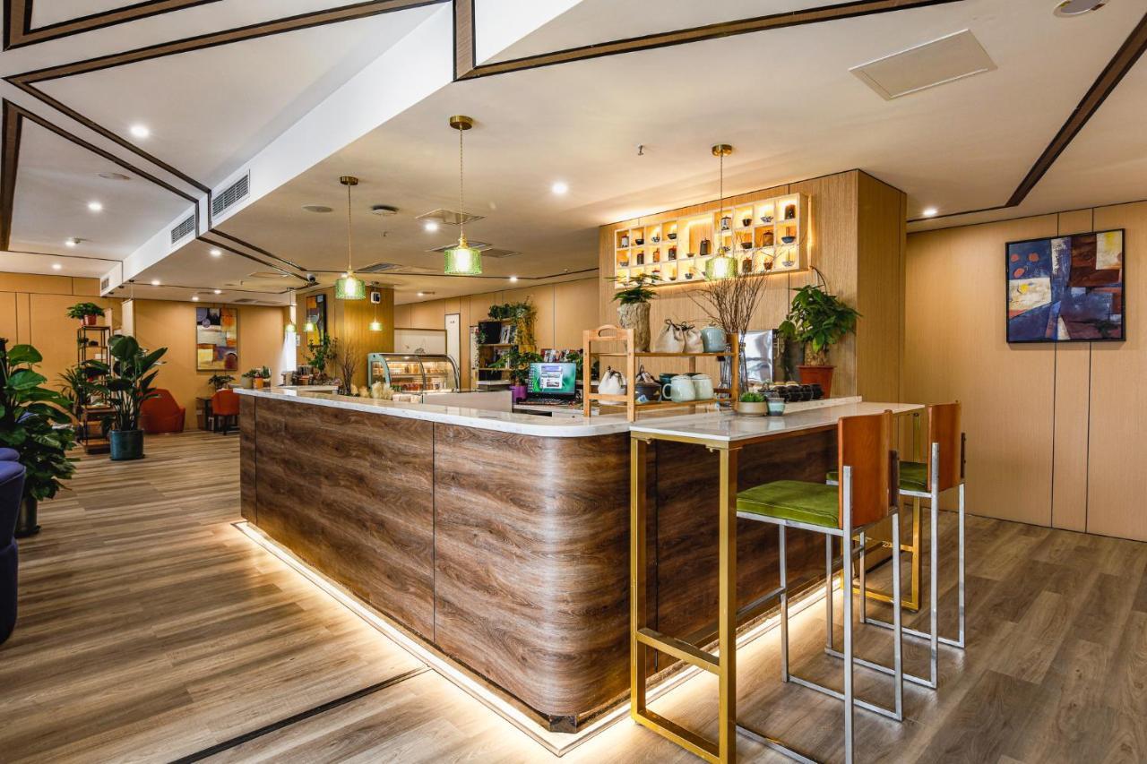 Holiday Inn Express Chongqing Guanyinqiao By Ihg Dış mekan fotoğraf