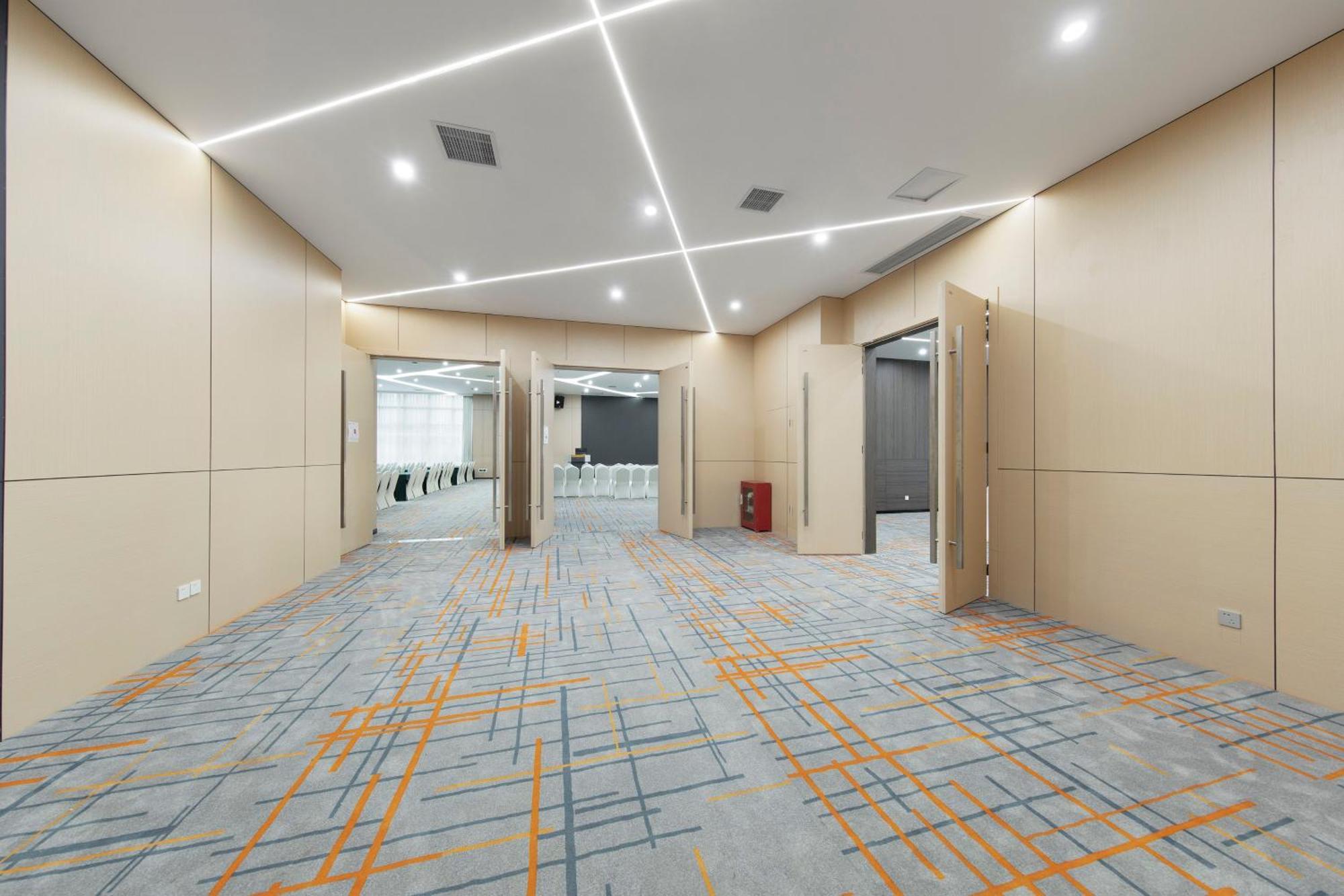 Holiday Inn Express Chongqing Guanyinqiao By Ihg Dış mekan fotoğraf